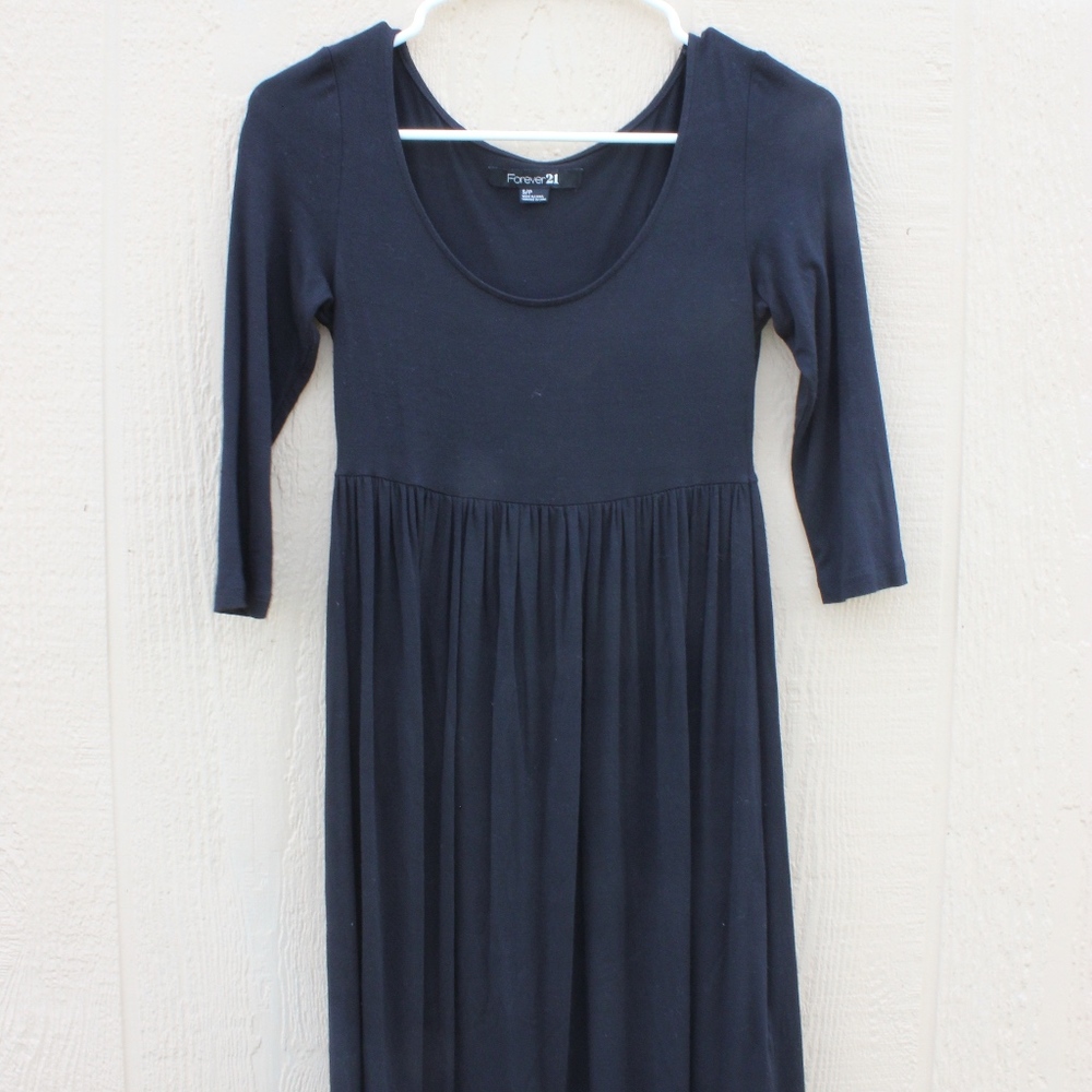 Black 3/4 sleeve mini dress